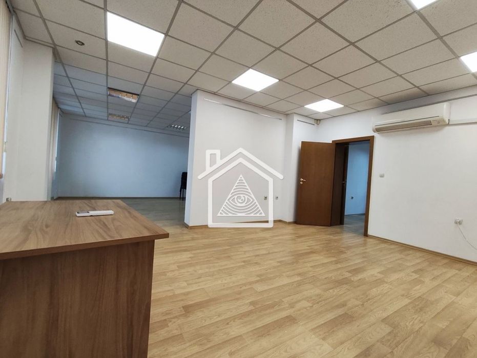 Офис в Пловдив-Каменица 2 площ 160 цена 920