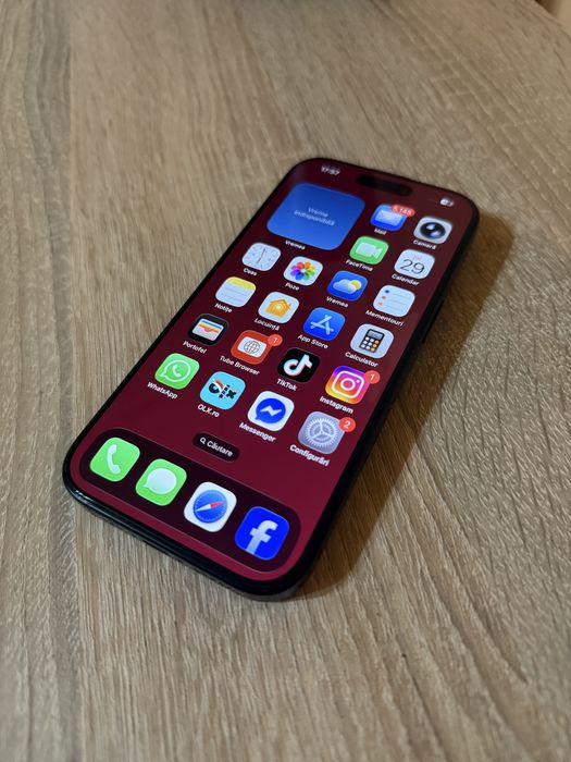 Iphone 16 Pro Baterie 100%