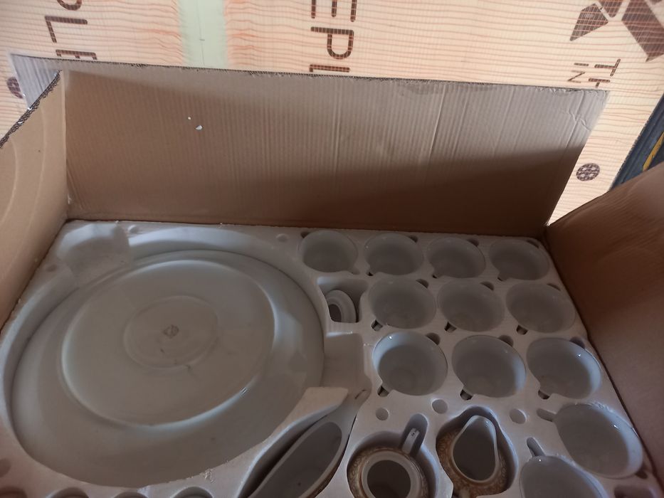 Персон посуда 122