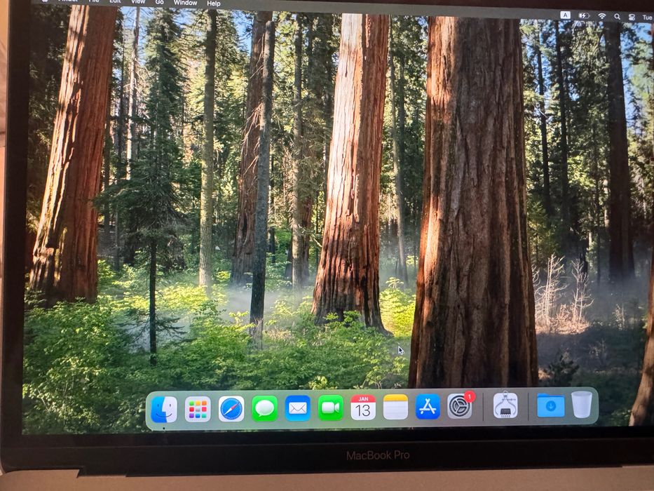 MacBook Pro 2018 1Tb SSD 16gb RAM i7 2.7GHz baterie noua, originala