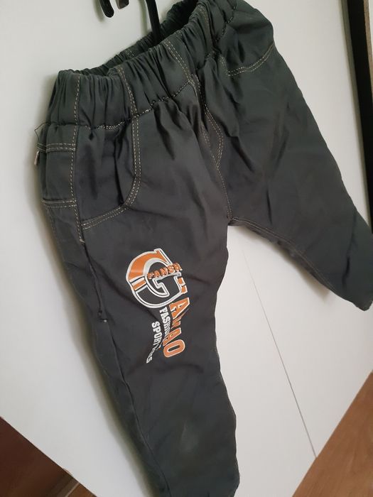 Курточка 1 000 тенге.