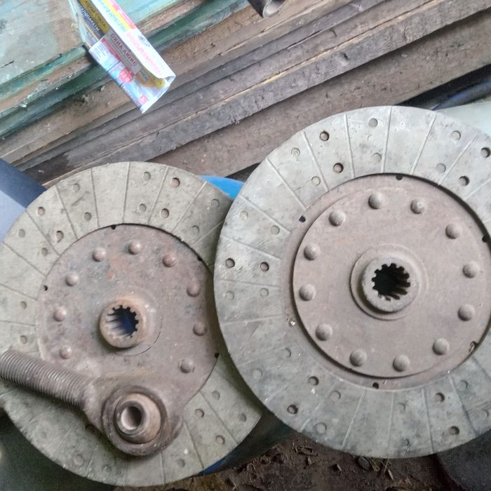 Продам запчасти на мтз