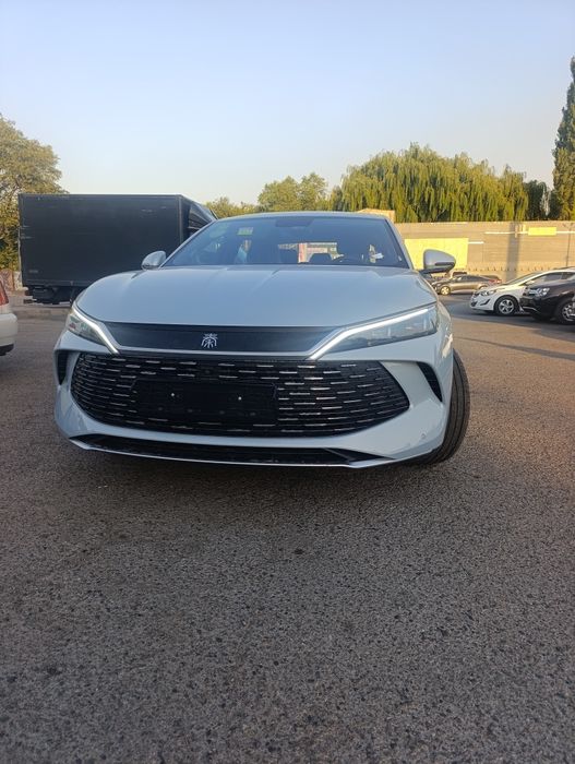 Аренда авто прокат электромобилей