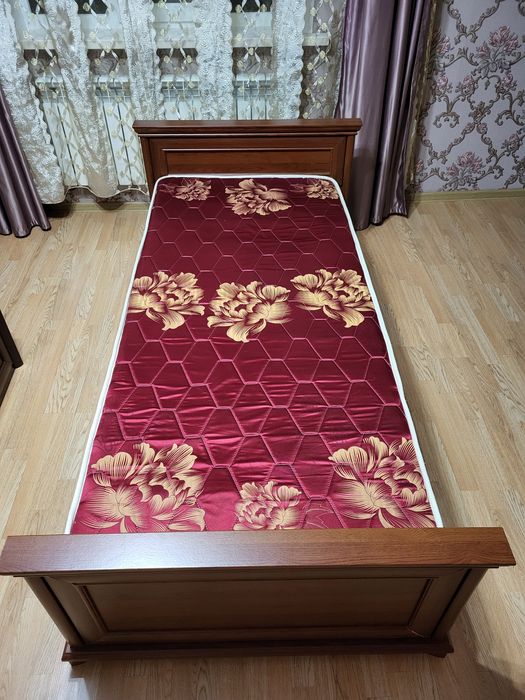 Односпальная кровать