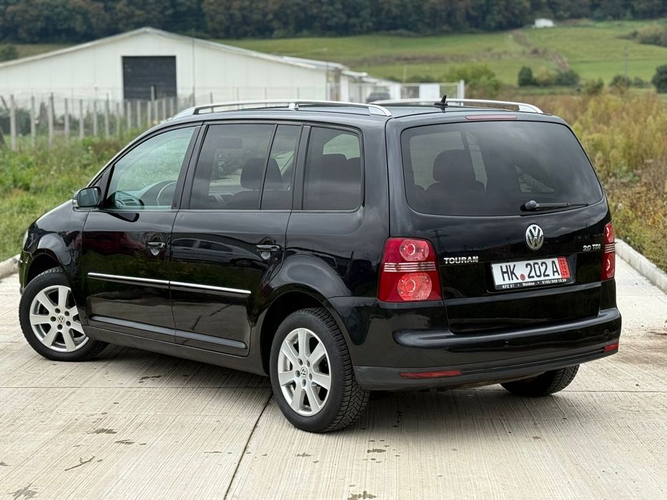 VOLKSWAGEN Touran 2009 — imagine 3