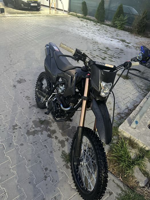Cross kxd falcon