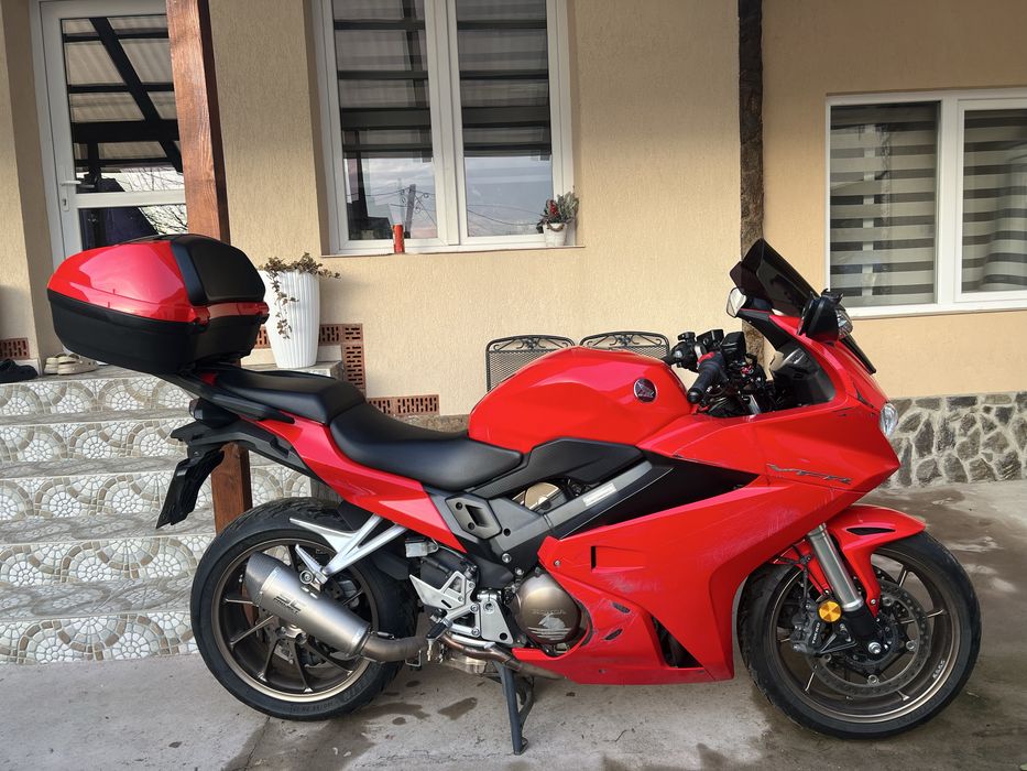 Honda VFR 800F 2019, ABS ,Toba SC Project,Quickshifter ,Topcase