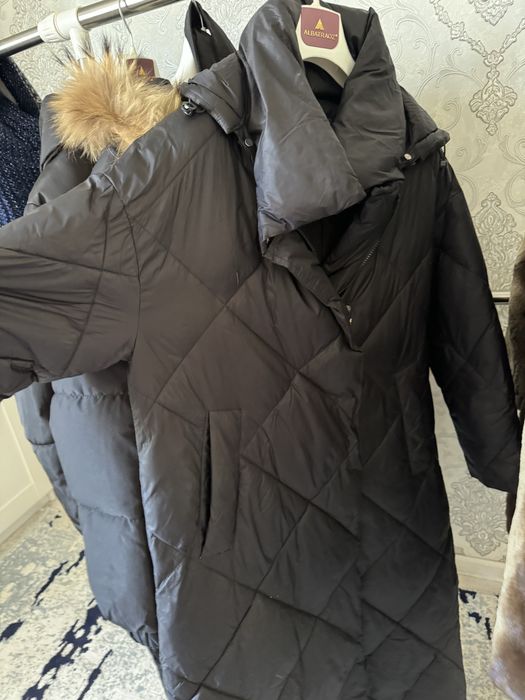 Норка шуба и 3 куртки вместе 40000