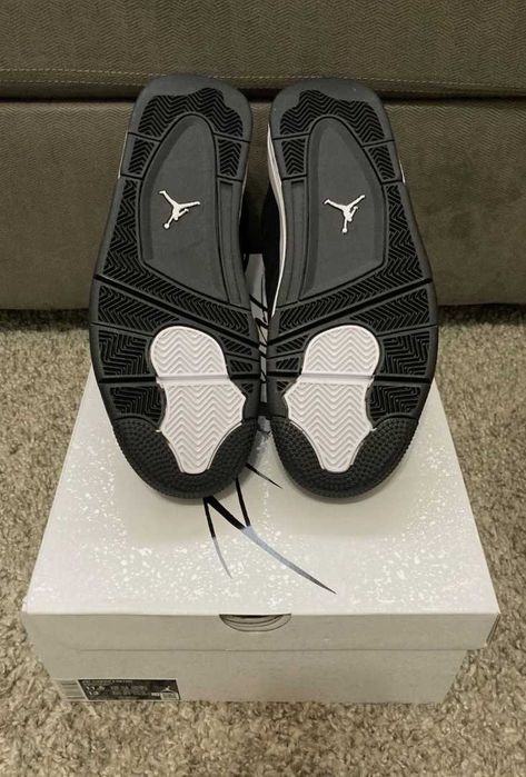 *PREMIUM* Air Jordan 4 White Thunder - livrare cu verificare