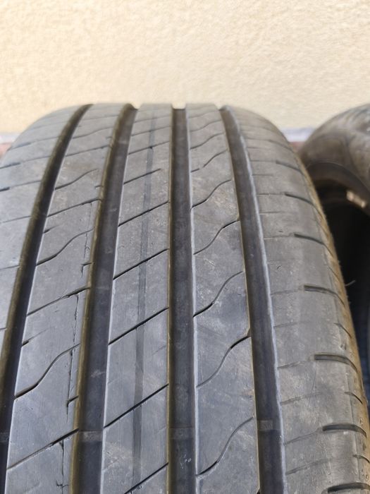 225/50/17 Goodyear Dot 23