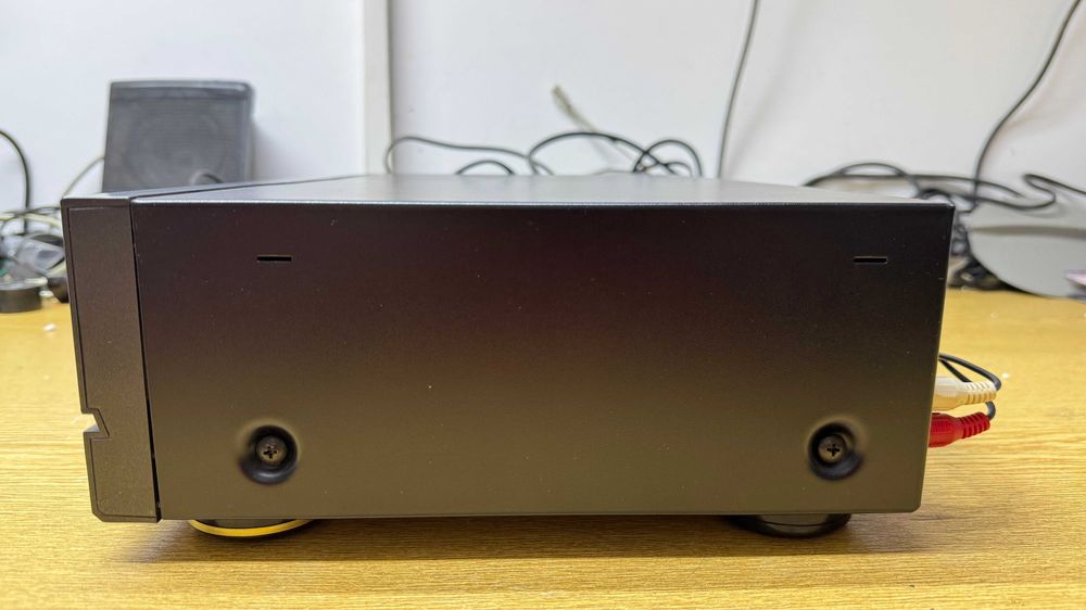 Egalizator Universum EQ46010