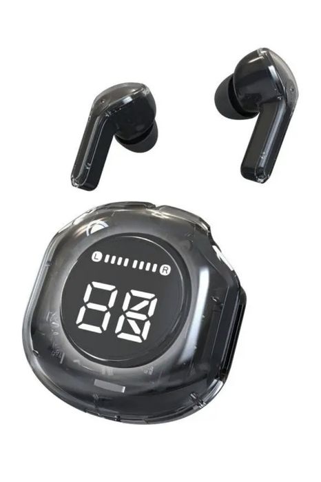 наушники в продаже