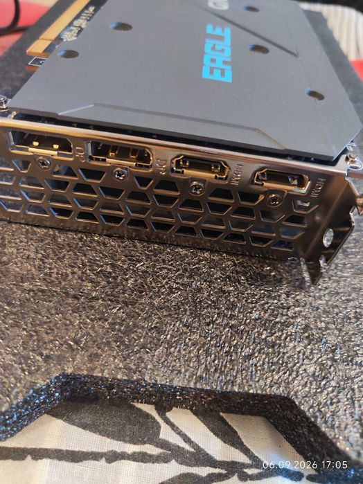 Видеокарта RX 6600 8GB Gigabyte Eagle