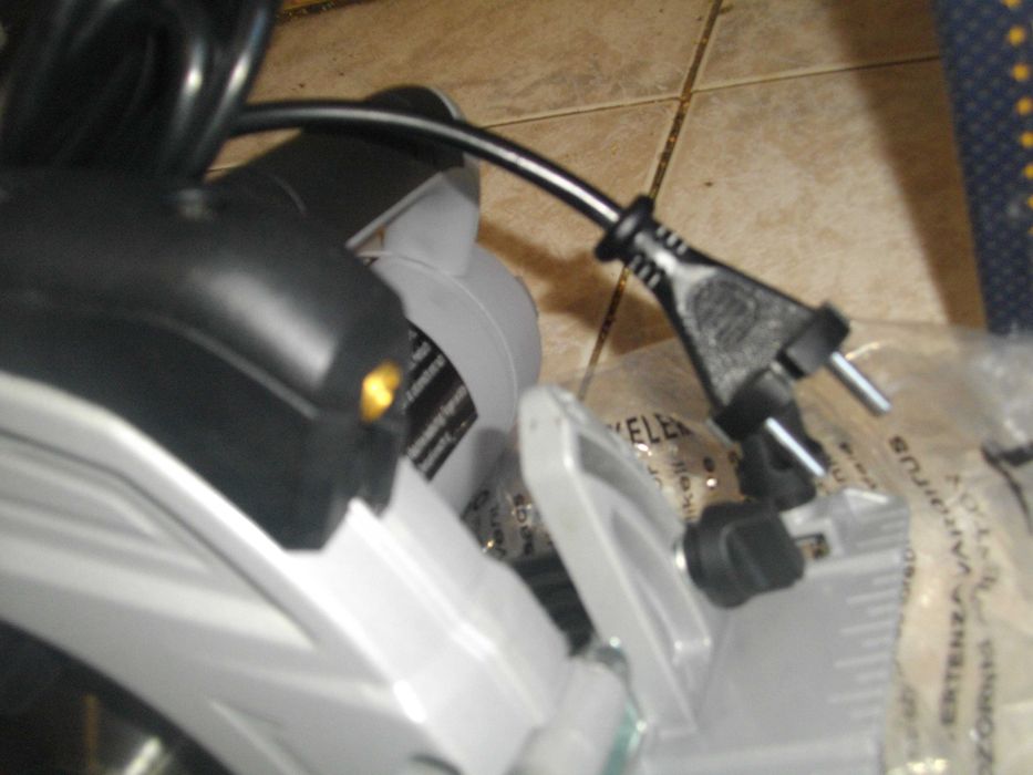 Нов 1500W Лазерен Ръчен Циркуляр Duro Pro Немски Комплект Реже 62мм