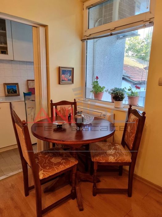 Продава се Къща в Варна, Център - 73 кв.м за 1530 €/кв.м - Снимка #3