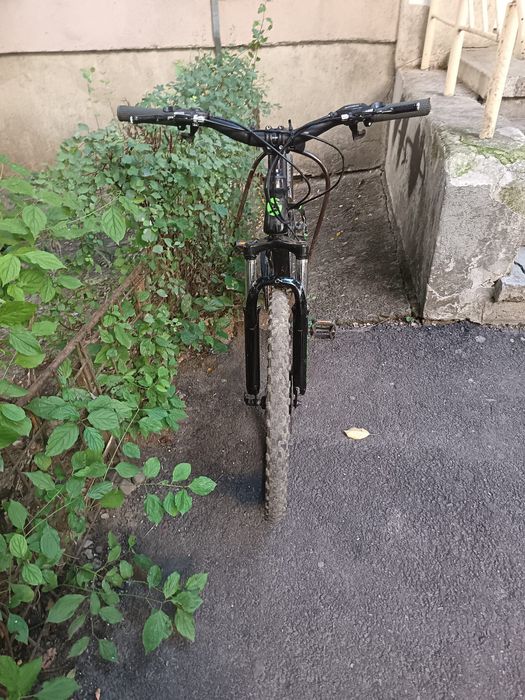Vând bicicletă SUNTURING