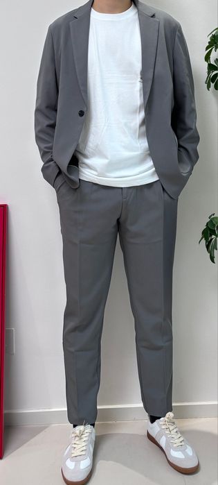 Костюм двойка серый