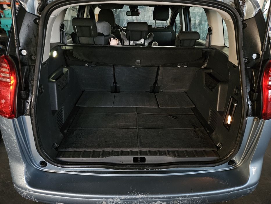 Peugeot 5008 - cutie automata - 92.000 km