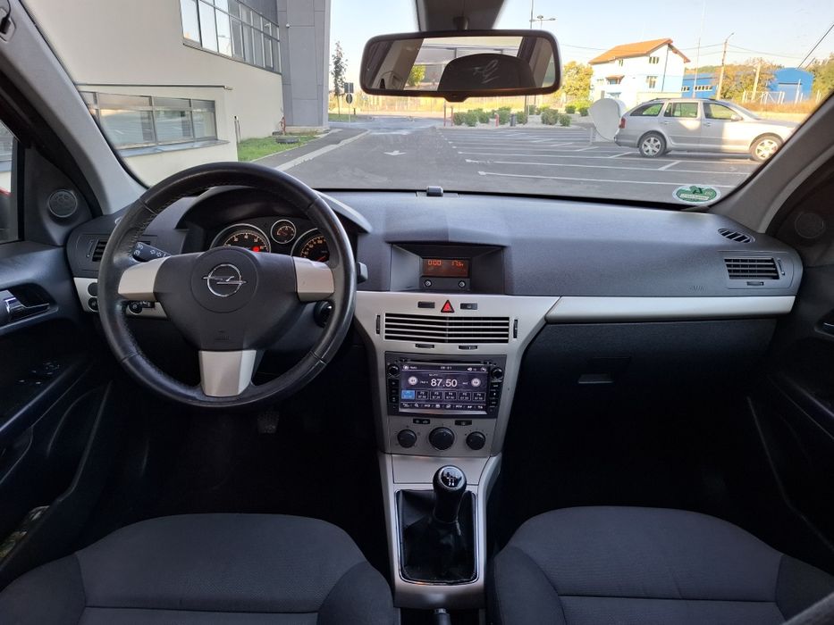 Opel Astra H an 2008 1.6 benzina + GPL Germania jenți carte service