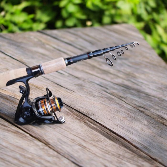 Комплект карбонов телескоп 2.4 - 3.0м, макара 10 лагера,корда и блесни