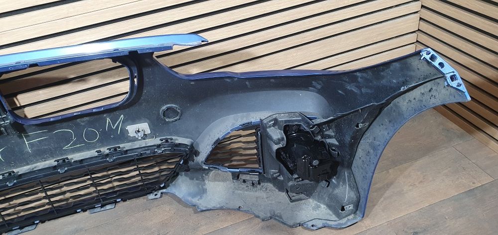 Bmw 1 F20 F21 lci bara fata M pachet sport grila proiector led