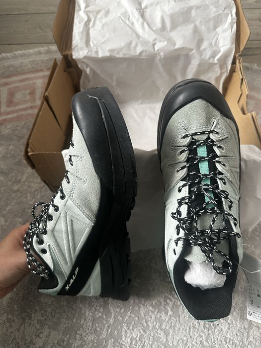Кроссовки Salomon