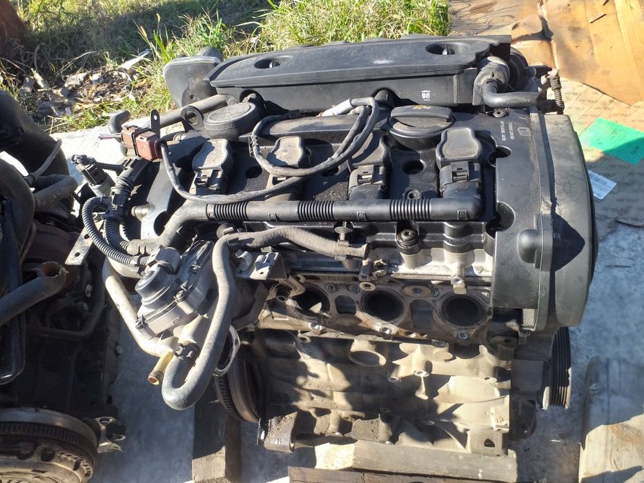 BLOC Motor AMBIELAT Golf 5 Passat b6 Octavia 2.0 Benzina FSI BLX