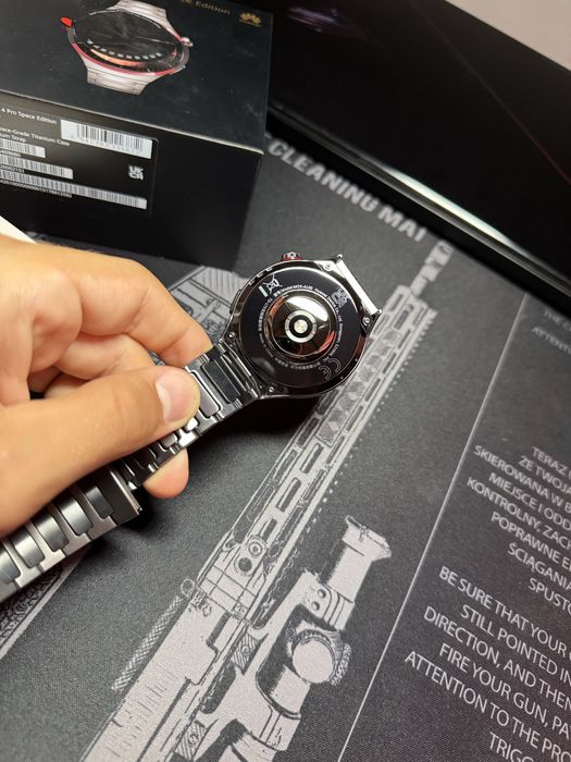HUAWEI watch 4 pro space edition