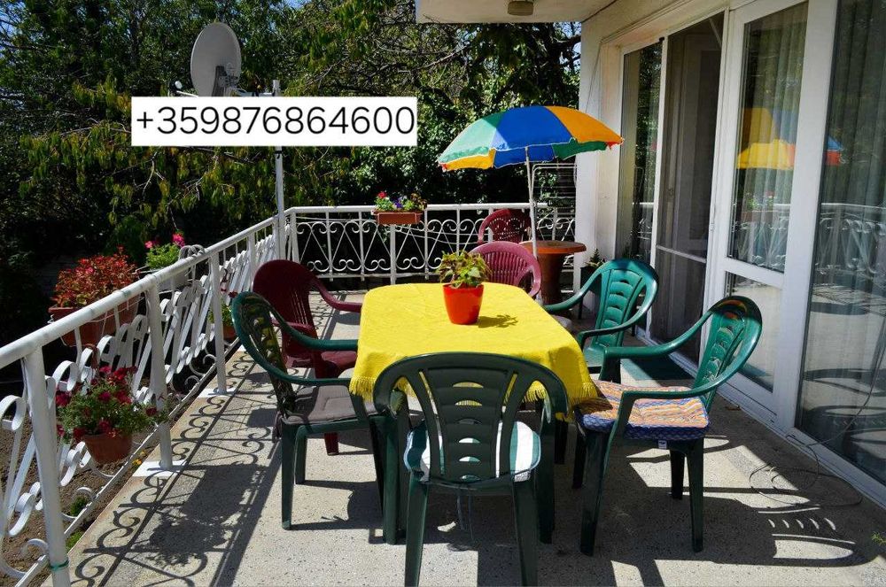 Дава се под наем Къща в Варна, Център - 200 кв.м за 1400 € - Снимка #1