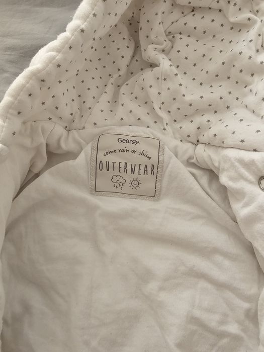 Космонавт за новородено George