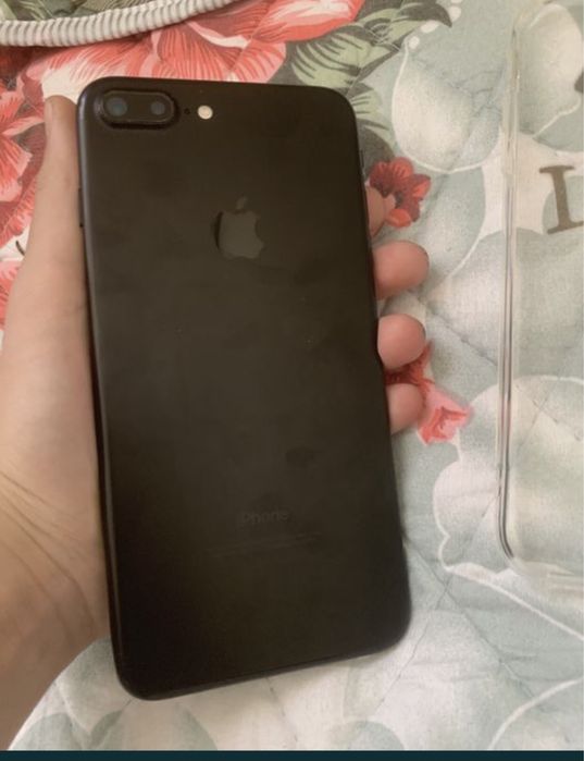 Ayfon 7+ 128tali sotiladi