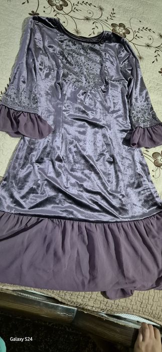 платье Турция по 300000. шытые по 200000