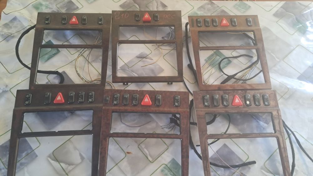 Мерс.210.Накладки панельи.