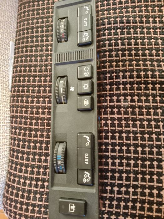 Продам запчасти БМВ