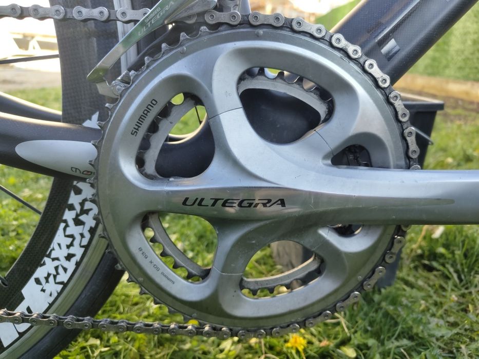 Шосеен велосипед Pinarello Dogma Carbon +  подарък калъф