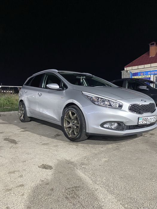 Продам диски с шинами yokohama