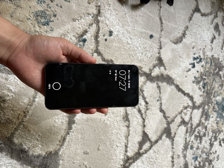 Nothing phone 1 в хорошем состояние