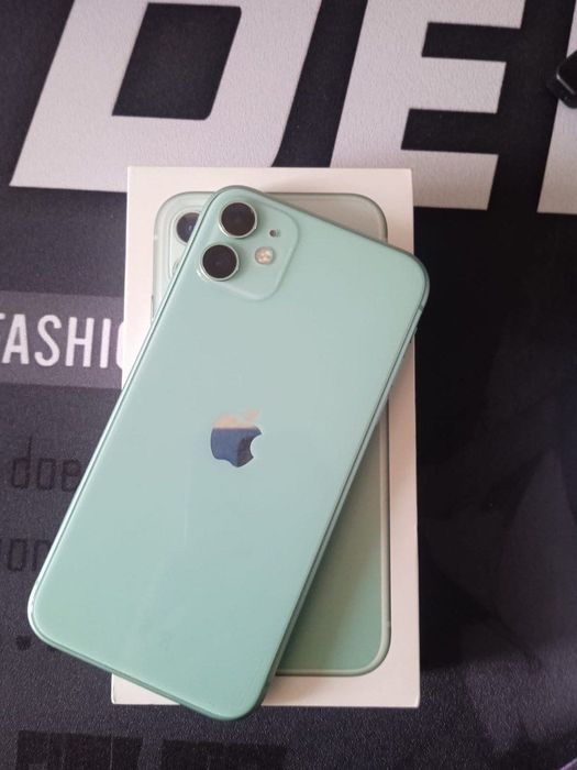 Айфон 11 128 гб с коробкой