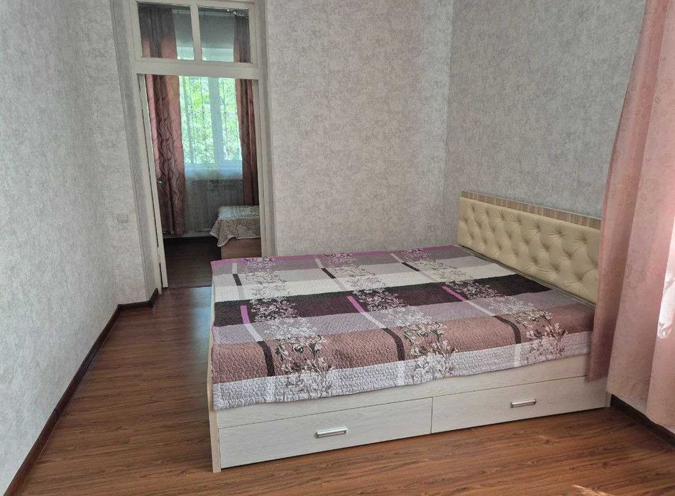 Продается 3-х комнатная квартира. Новомосковская Дархан