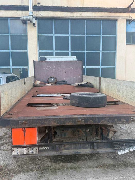 Dezmembrez IVECO EUROCARGO 2006 - 16 Tone platforma