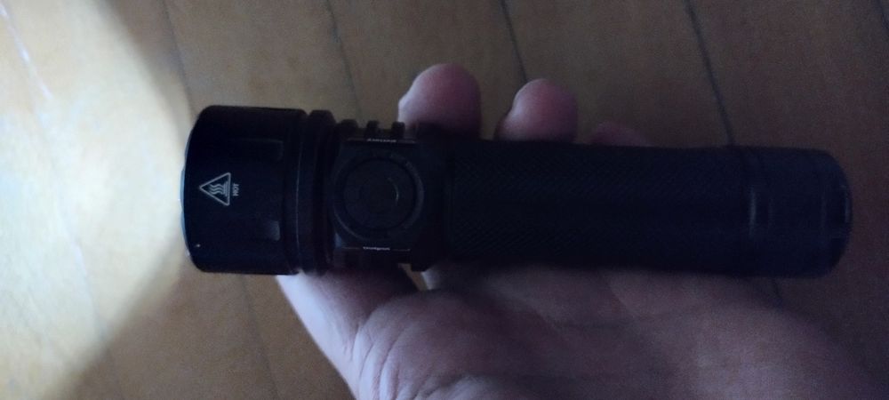 Lanternă Nitecore EX7