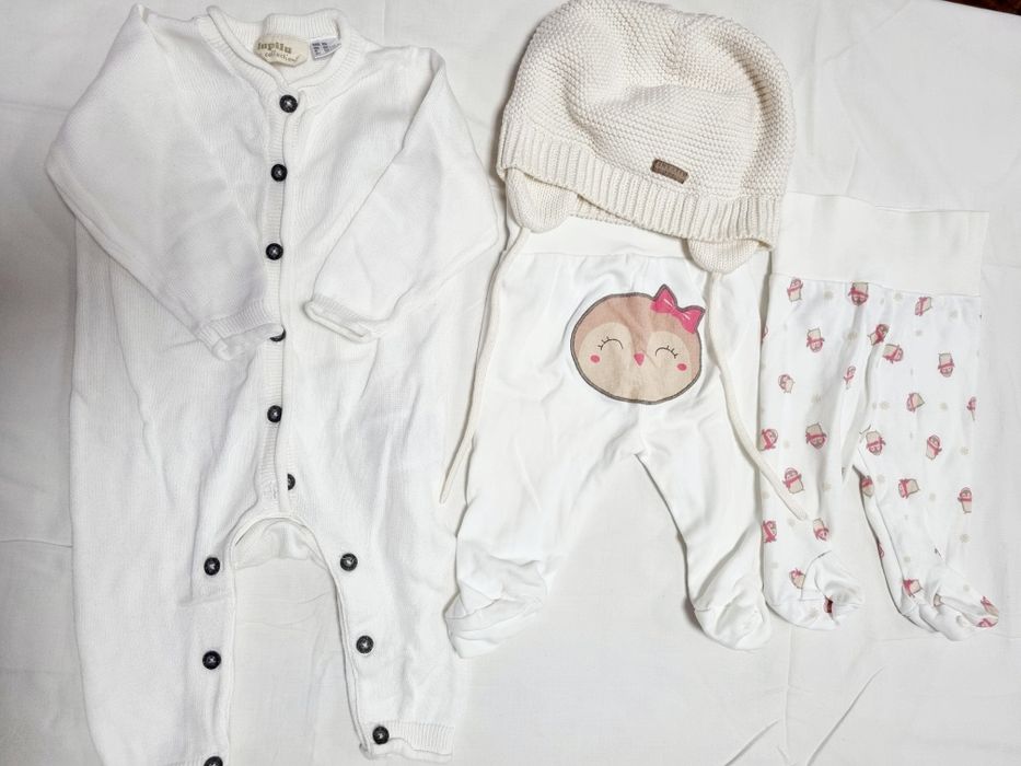 Бебешки комплект ританки, гащеризон и шапка