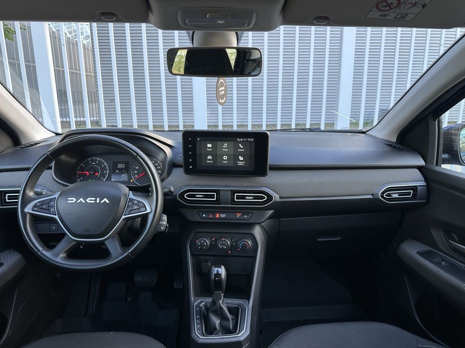 Dacia Logan 2024 Model Facelift Comfort+ KM 85.000 Reali Motor 1.0 Benzina 90 CP Cutie Automata , TVA deductibil !