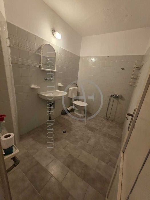 Продава се Тристаен апартамент в Пловдив, Център - 105 кв.м за 2286 €/кв.м - Снимка #15