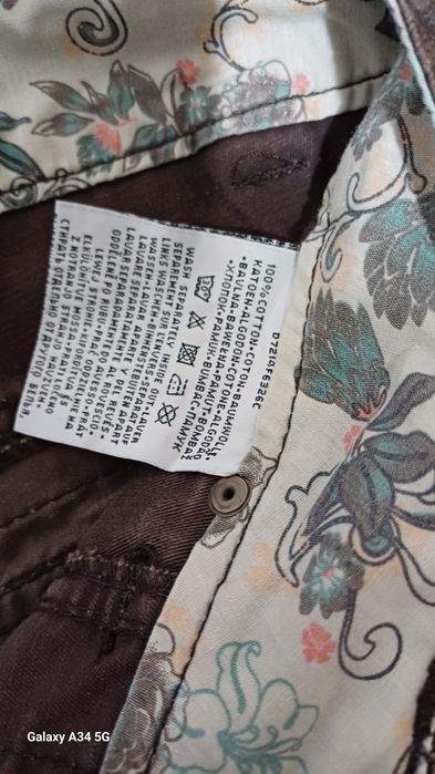 Pantaloni 1/3(trei sfertuti)- dama