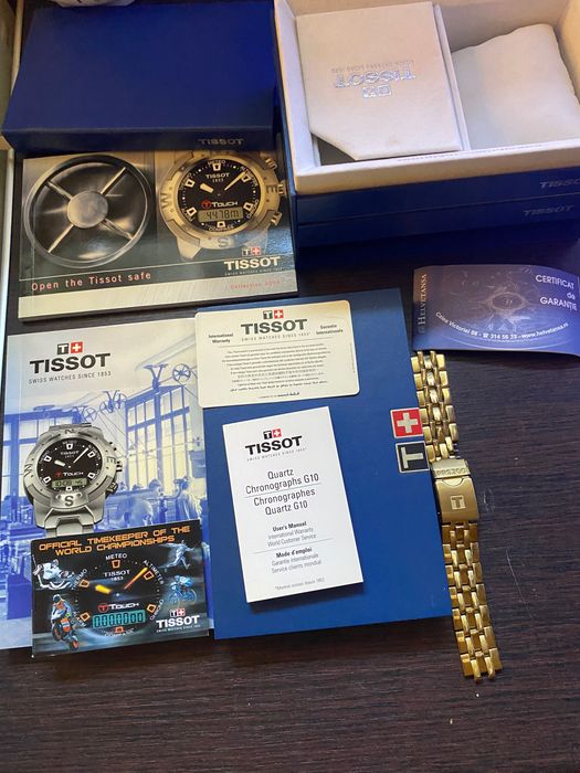 Cutie Tissot cu bratara metalica