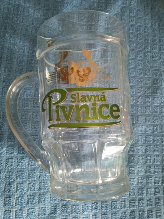 Продам пивные кружки.