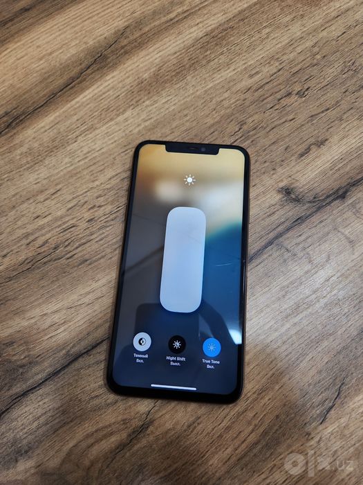 iPhone 11 pro max GOLD
