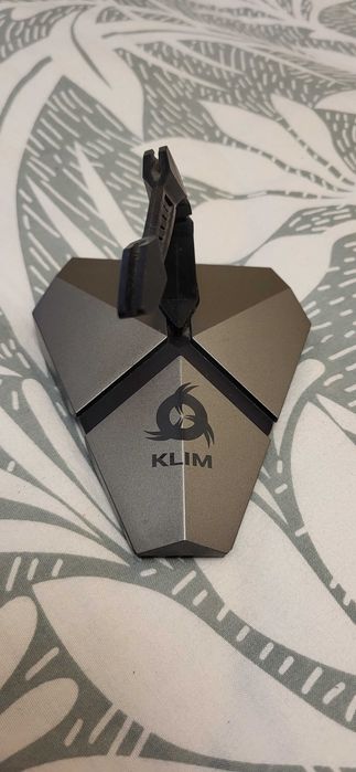Mouse Bungee KLIM, 3X Hub USB 2.0, iluminare de fundal, suport cablu fuctional