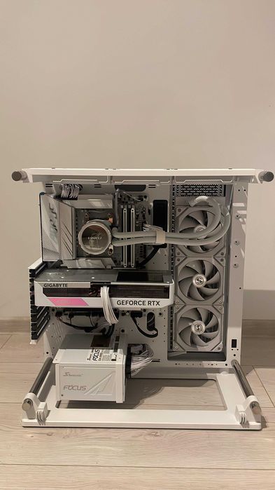 PC GAMING ALB HIGH-END – Ryzen 7 7800X3D / RTX 4070 SUPER / DDR5